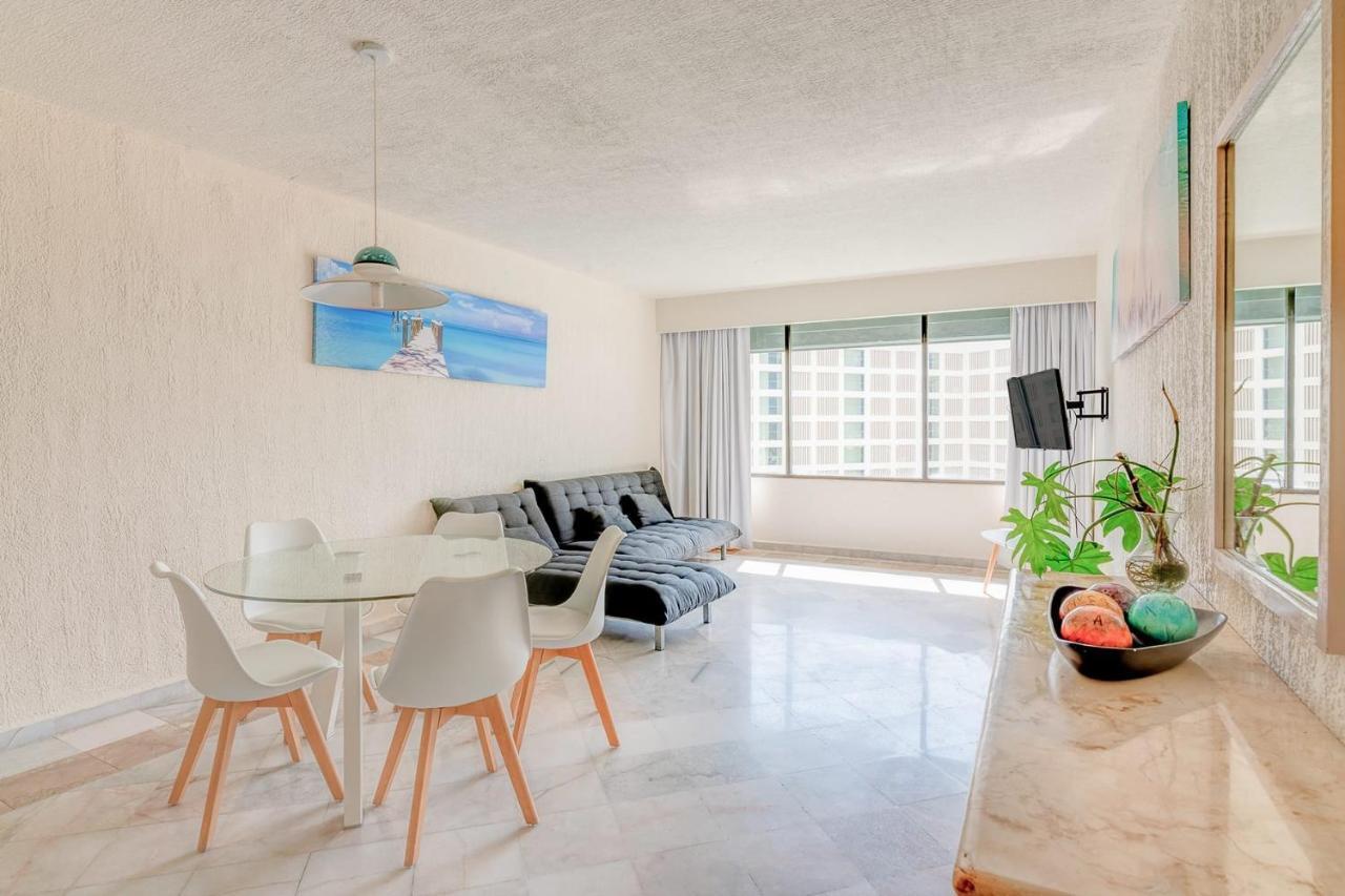 Condos In Prime Cancun Location Plus 3 Pools Exterior photo
